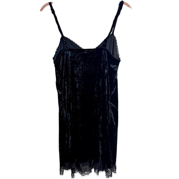 Hot Topic Cosmic Aura Black Velvet Witchy Coffin Charm Slip Mini Dress Medium - Picture 5 of 9